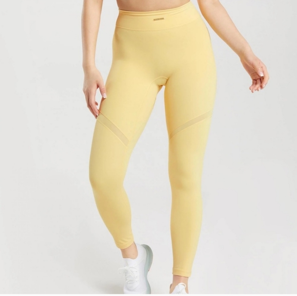 Gymshark x whitney simmons yellow leggings 💛